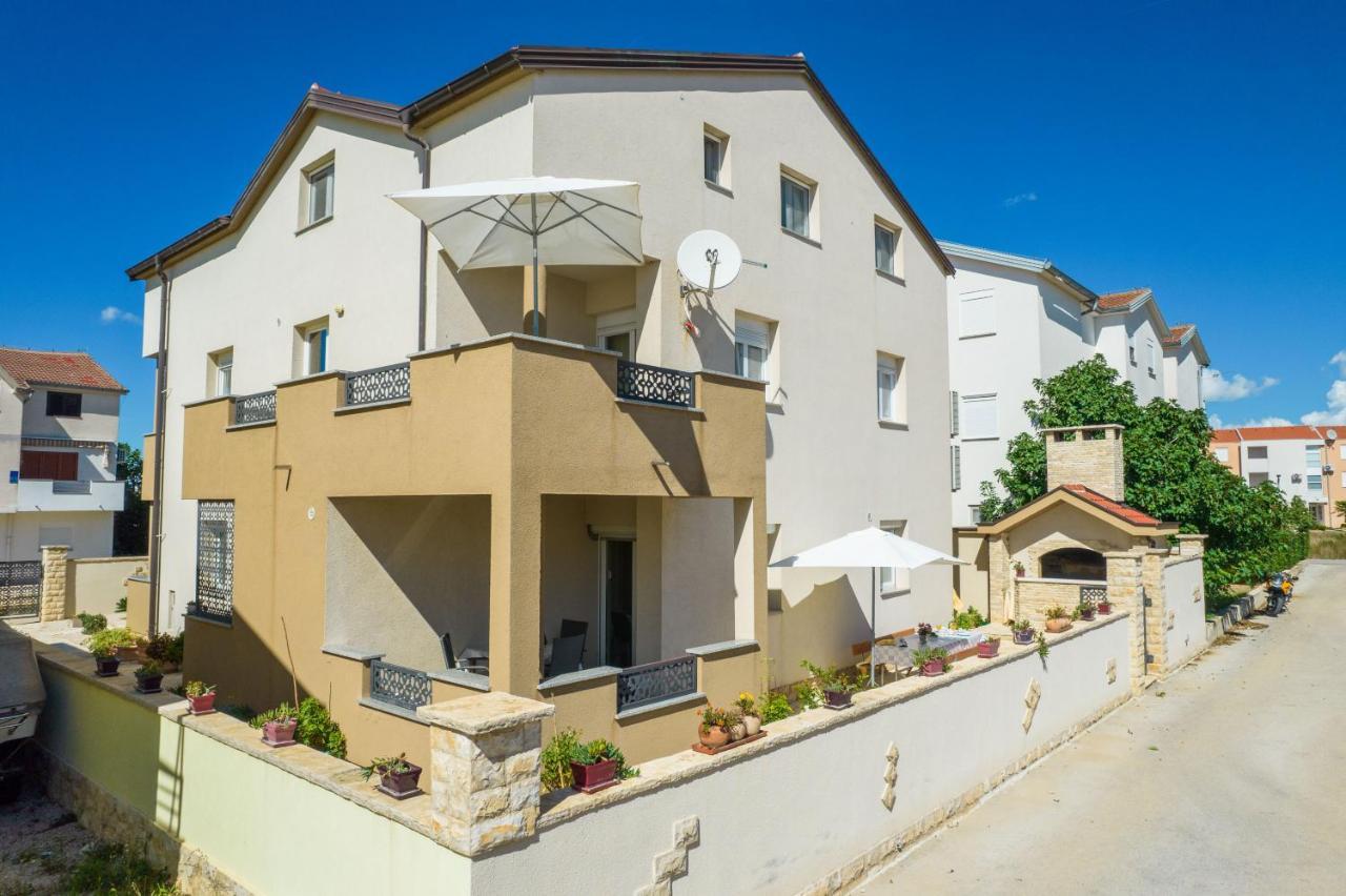 Apartments Nella Privlaka  Εξωτερικό φωτογραφία