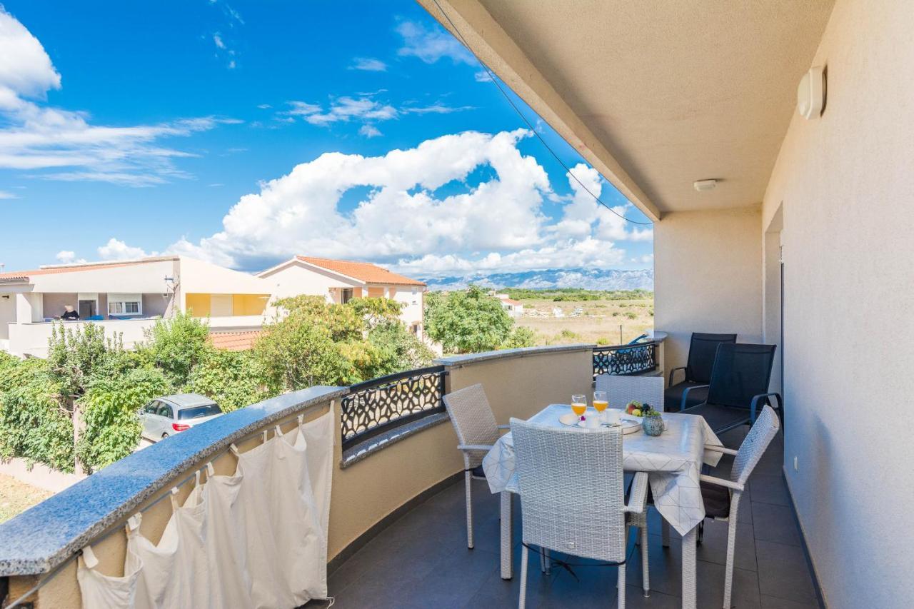 Apartments Nella Privlaka  Εξωτερικό φωτογραφία