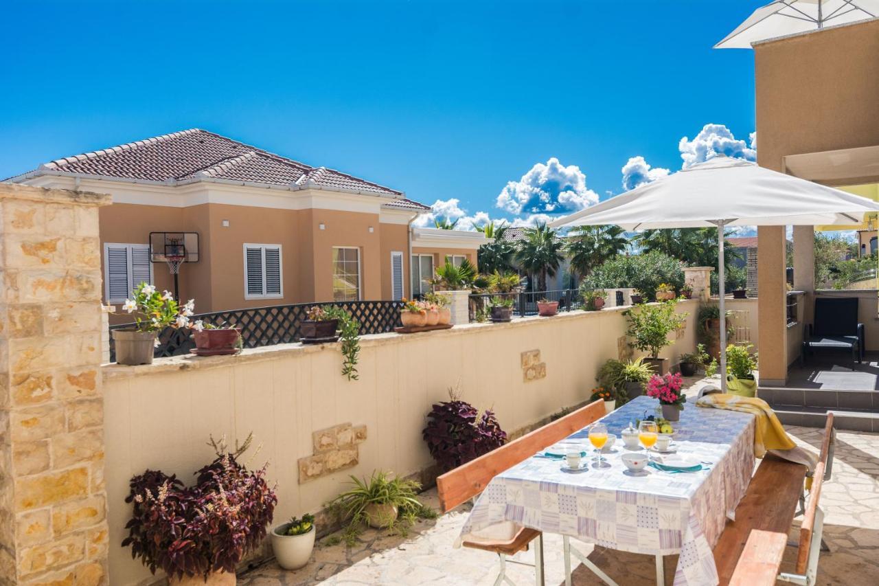 Apartments Nella Privlaka  Εξωτερικό φωτογραφία