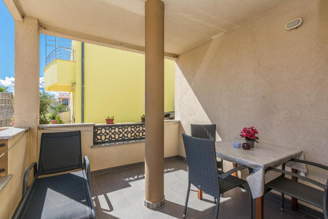 Apartments Nella Privlaka  Εξωτερικό φωτογραφία