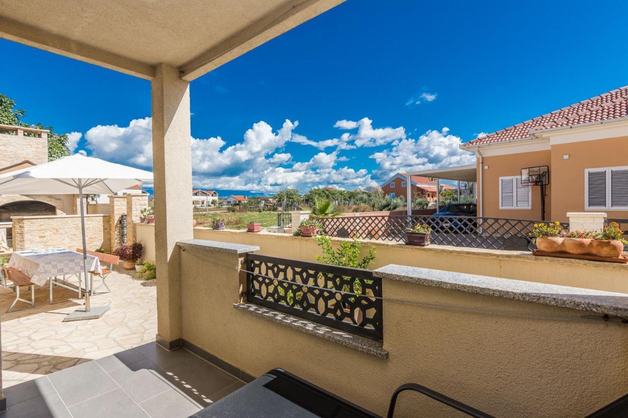Apartments Nella Privlaka  Εξωτερικό φωτογραφία