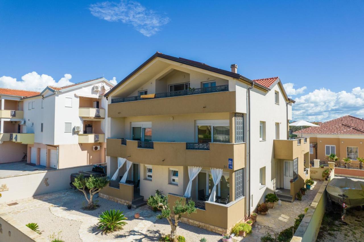 Apartments Nella Privlaka  Εξωτερικό φωτογραφία