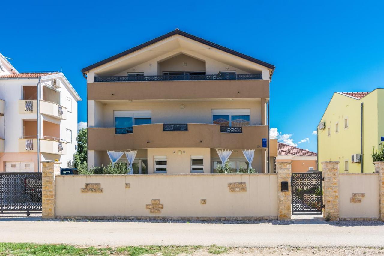Apartments Nella Privlaka  Εξωτερικό φωτογραφία