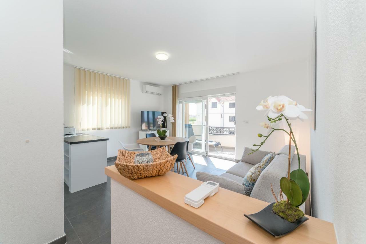 Apartments Nella Privlaka  Εξωτερικό φωτογραφία